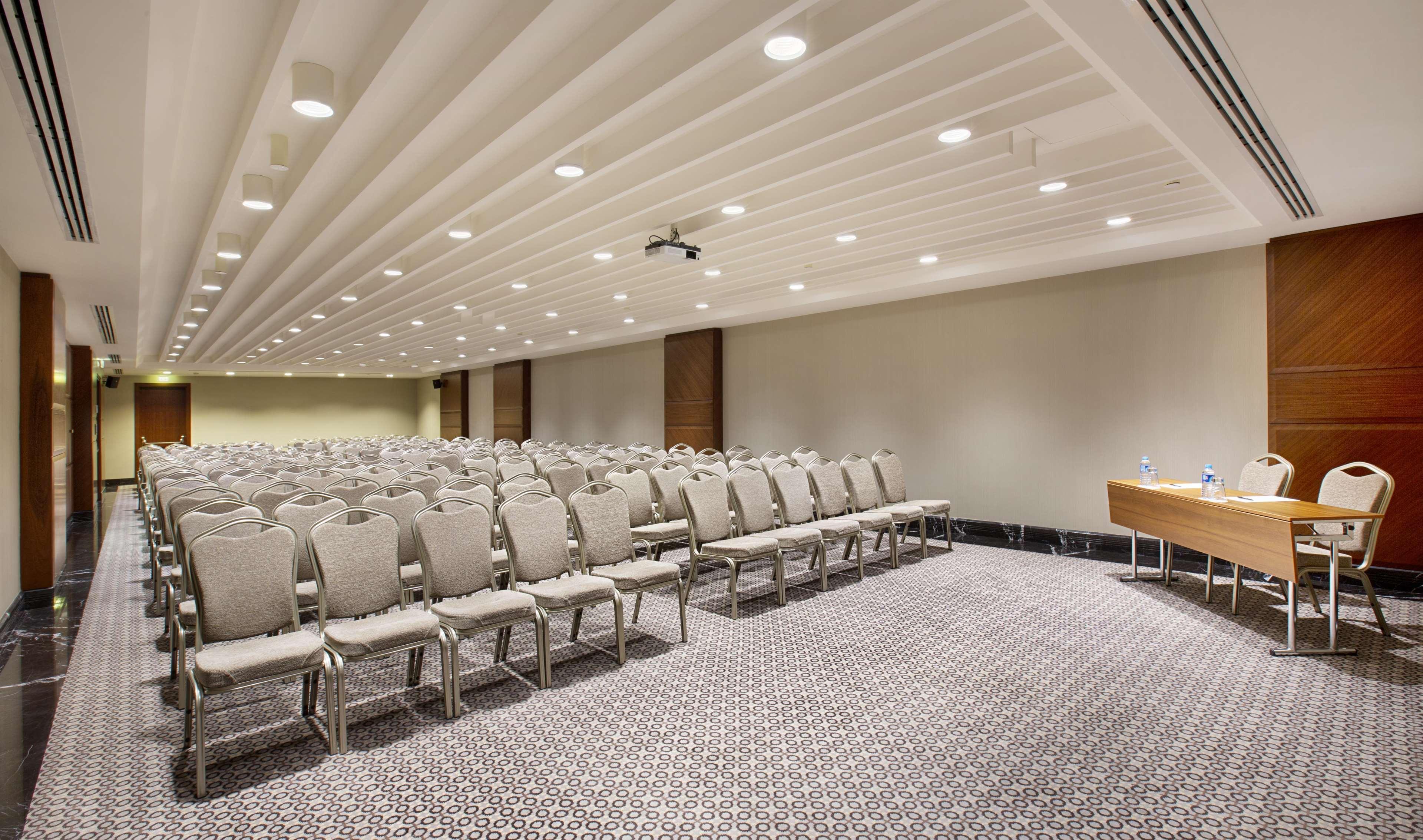 Doubletree By Hilton Istanbul-avcilar 5* Istambul